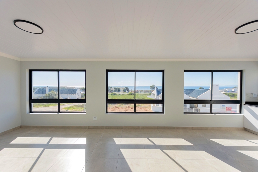 4 Bedroom Property for Sale in Da Gama Bay Western Cape